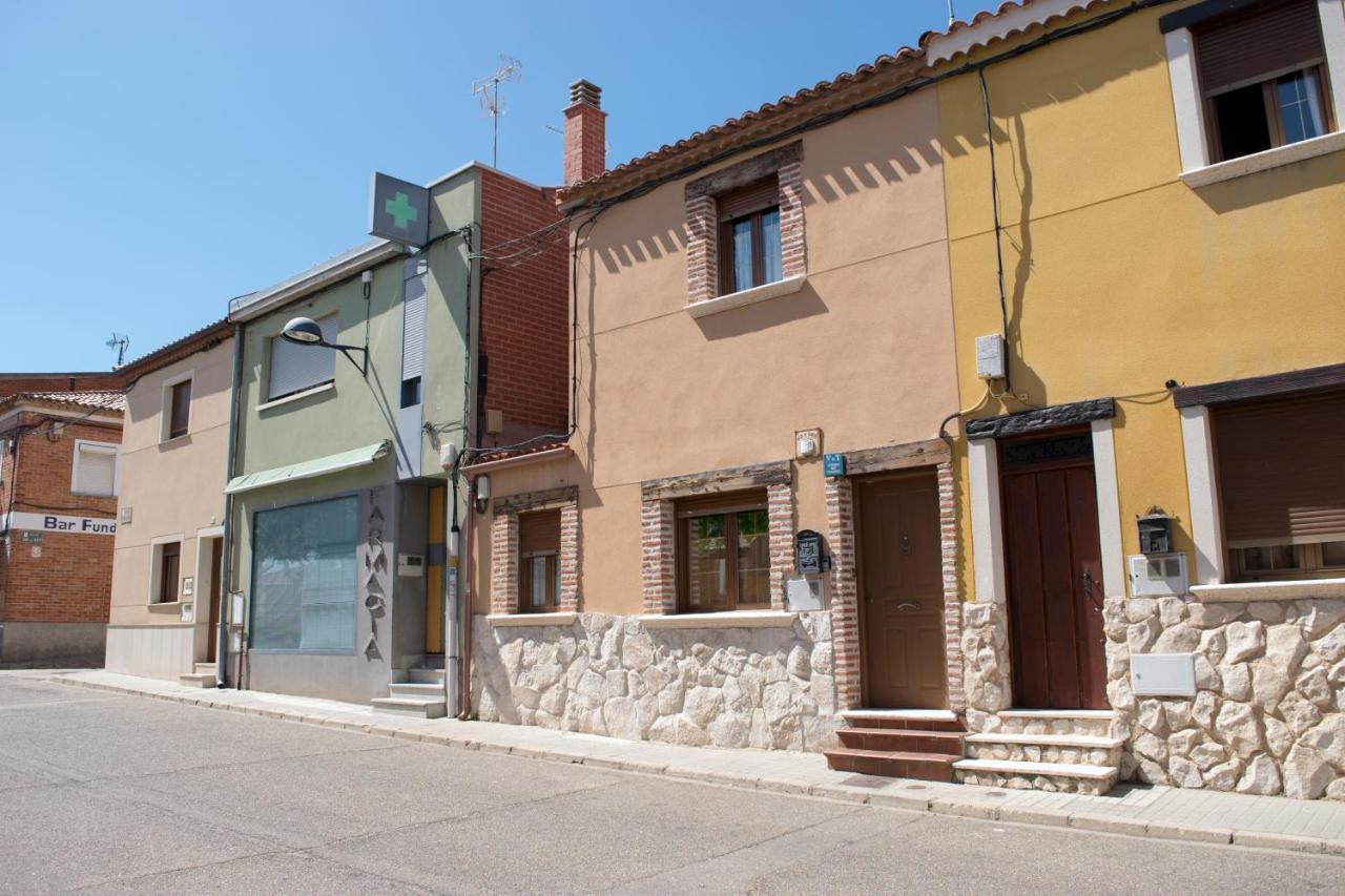 Vivienda Turistica El Caneco 托尔德西拉斯 外观 照片