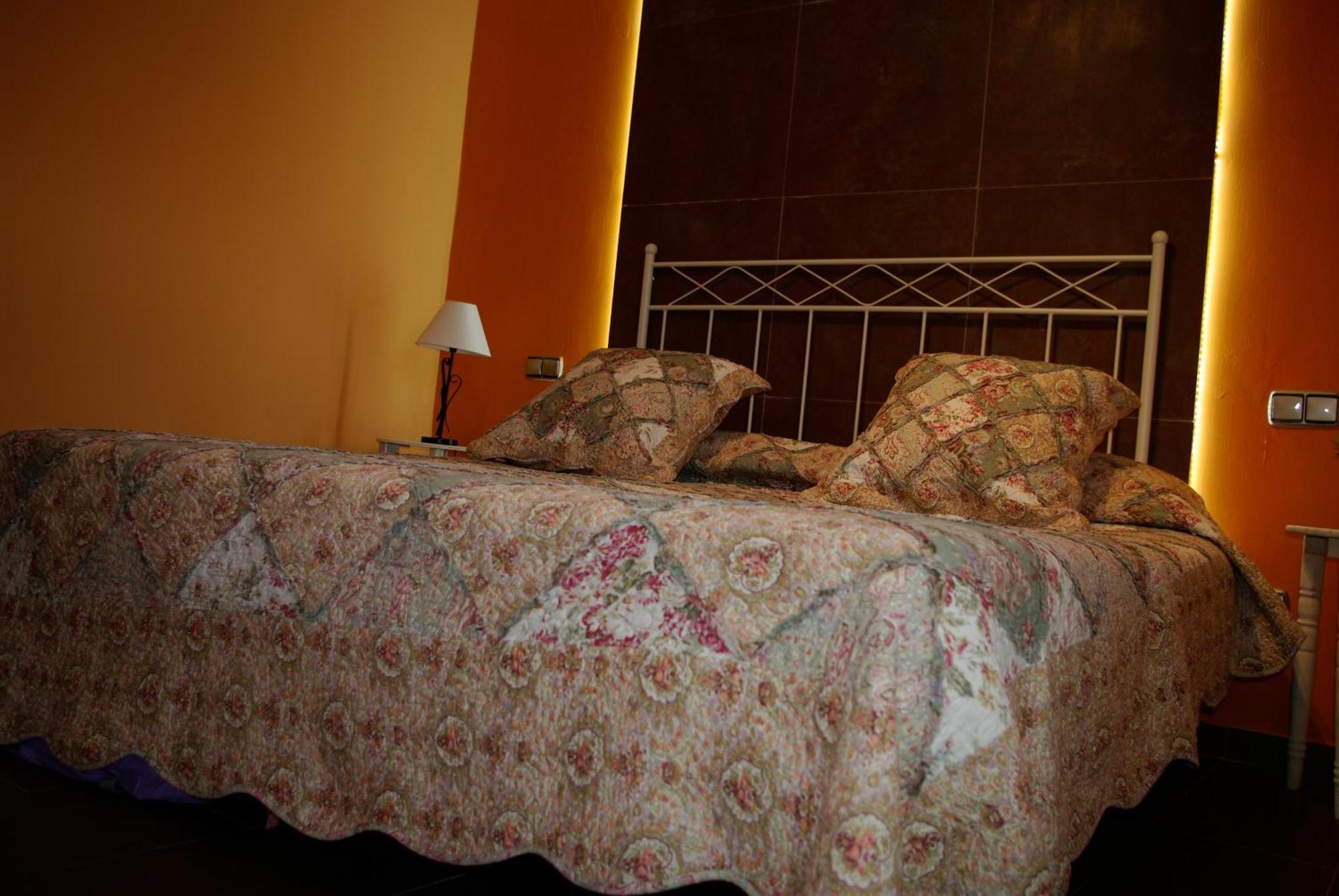 Vivienda Turistica El Caneco 托尔德西拉斯 客房 照片
